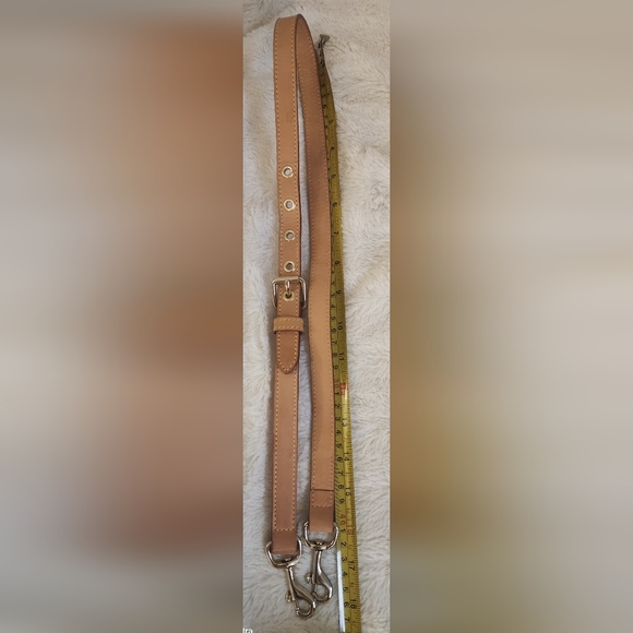 Dooney & Bourke Vintage Crossbody /Shoulder  Bag with card Holder. - Picture 17 of 17